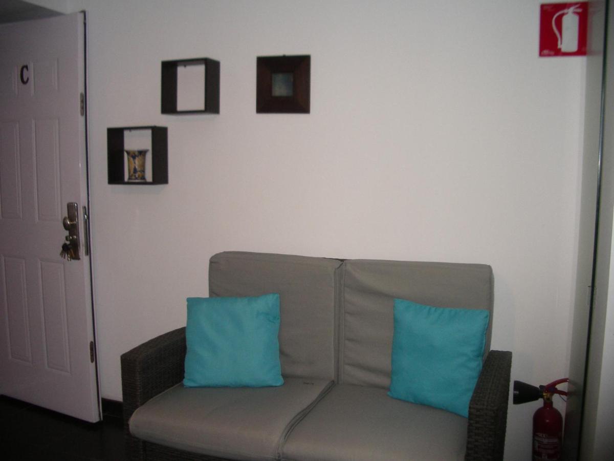 Apartamentos La Fonda Aninon Buitenkant foto