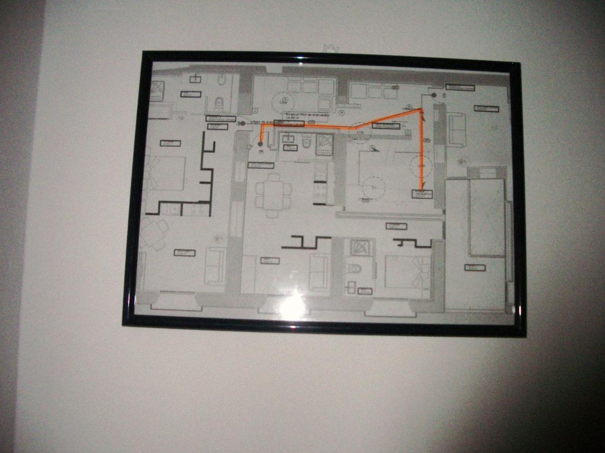 Apartamentos La Fonda Aninon Buitenkant foto