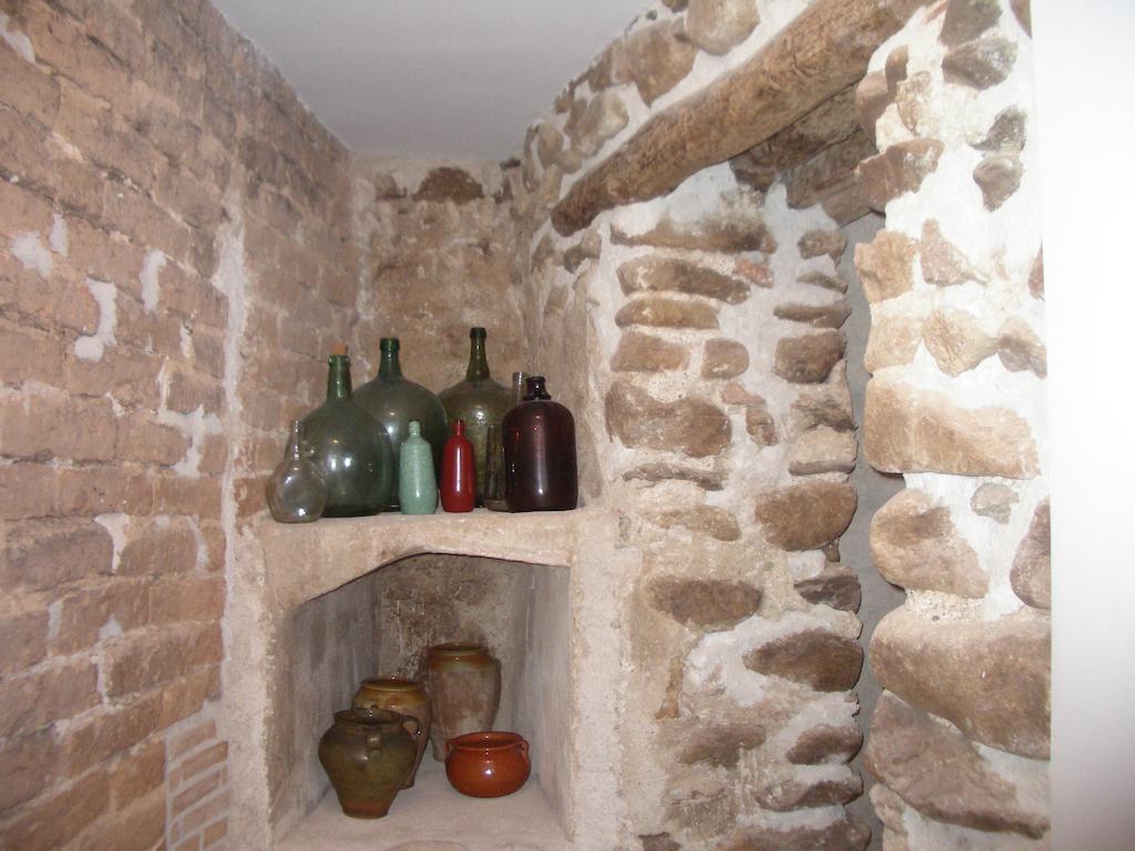 Apartamentos La Fonda Aninon Buitenkant foto
